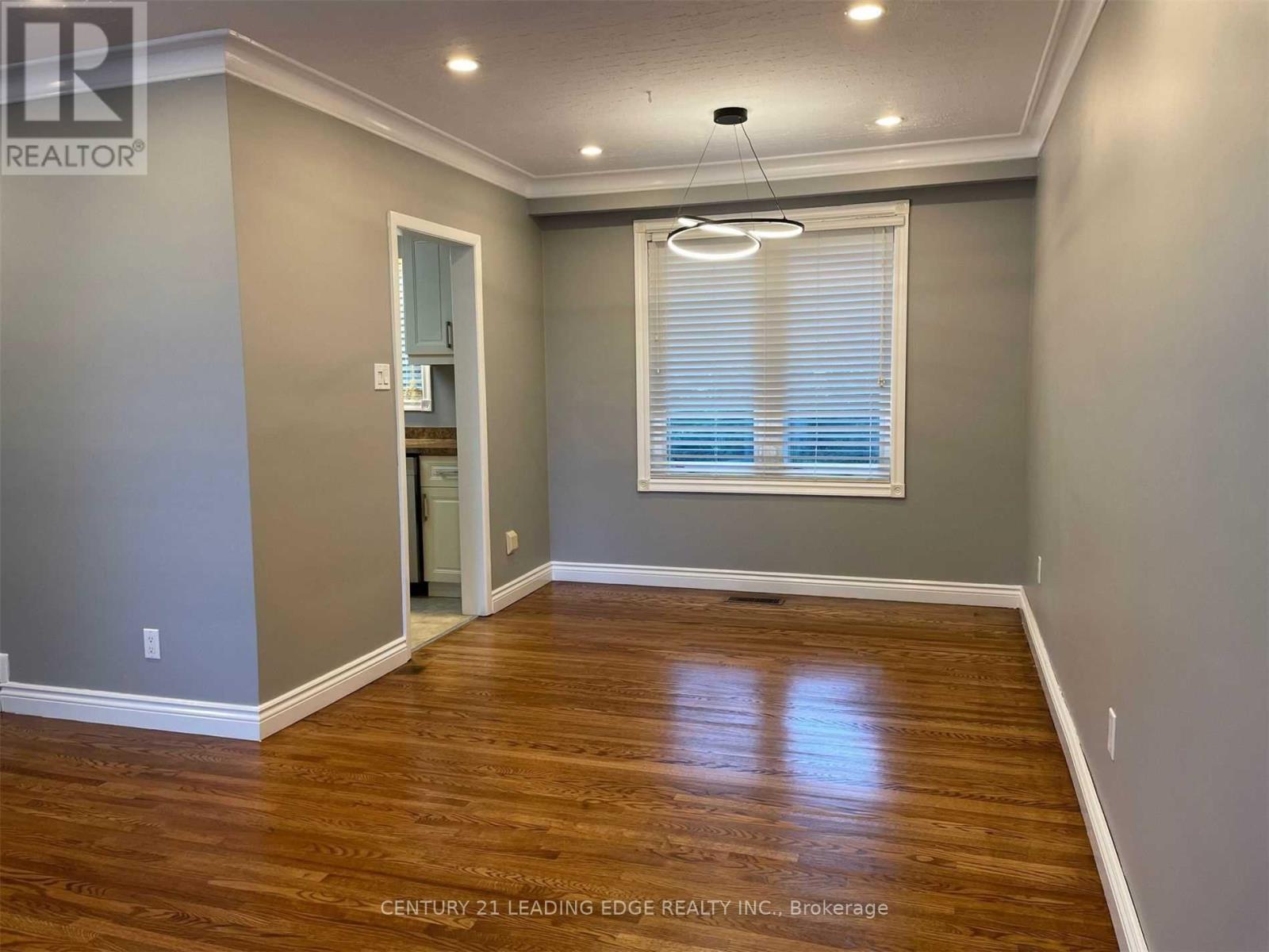 32 Parkway Avenue, Markham, Ontario  L3P 2G1 - Photo 10 - N12144781