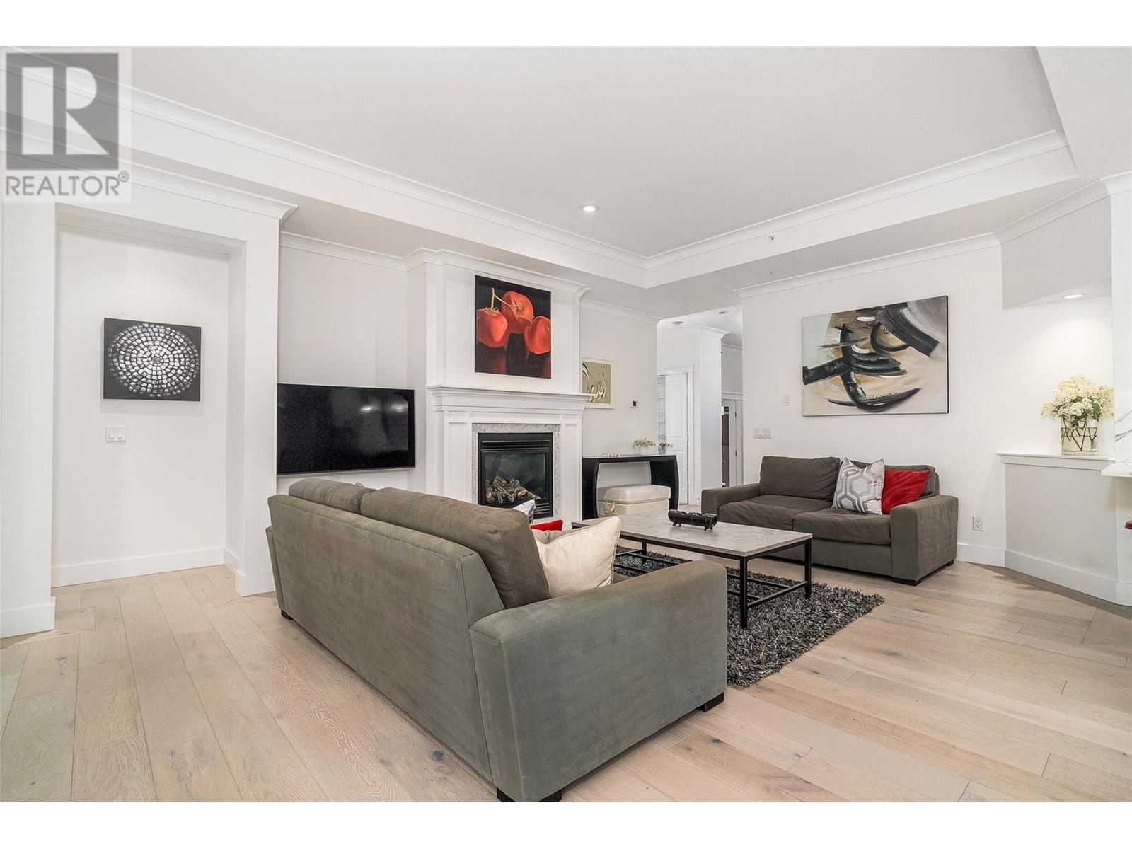 Property at 432 Longspoon Drive image 5
