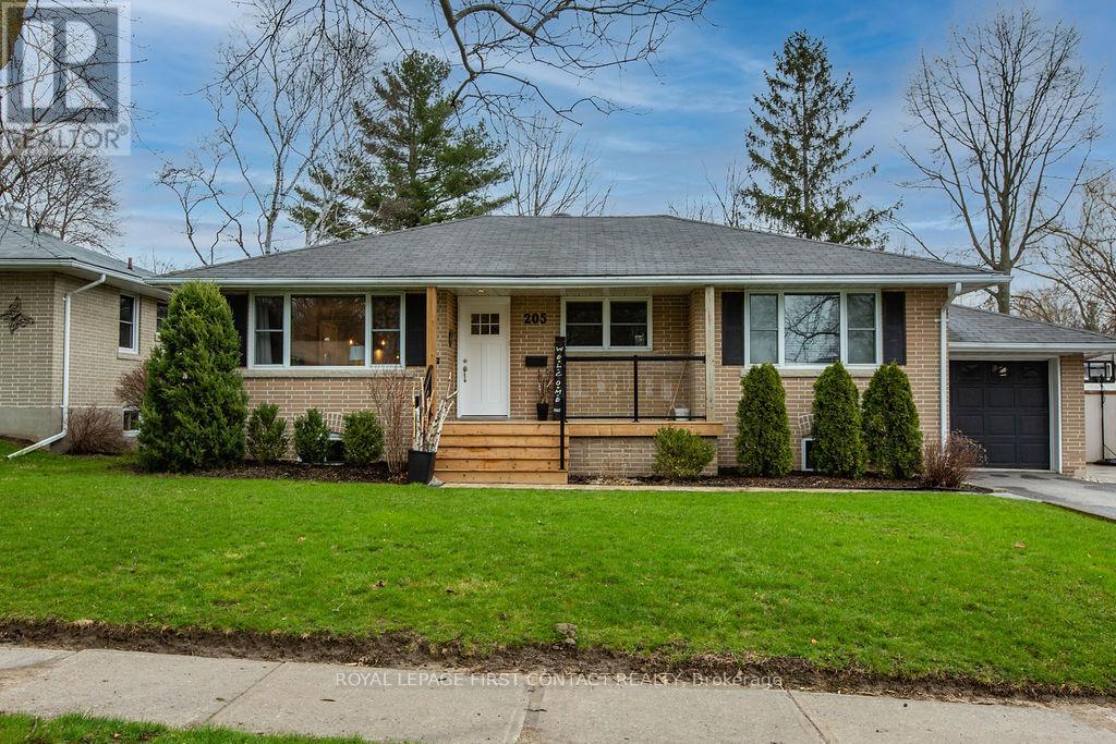 205 WELLINGTON STREET E, Barrie, Ontario