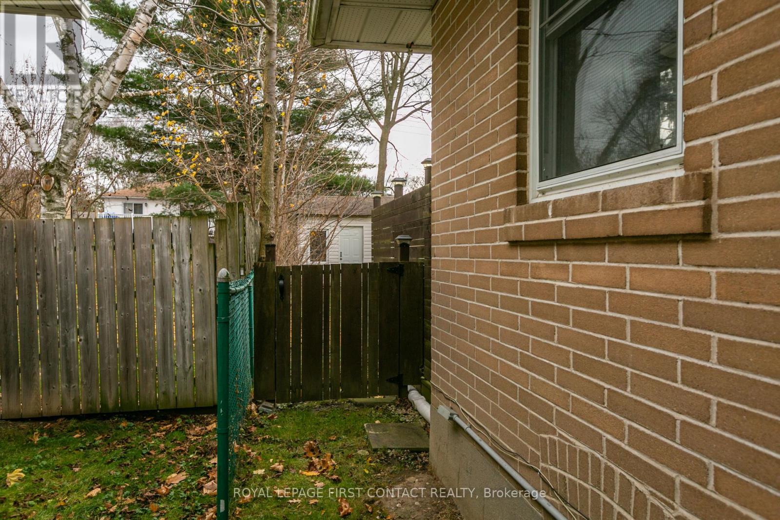 205 Wellington Street E, Barrie (Wellington), Ontario  L4M 2C9 - Photo 17 - S12144670