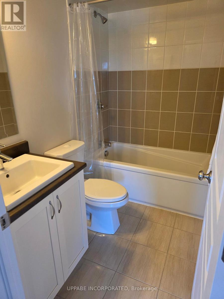 71 Blueheart Bay Street, Ottawa, Ontario  K2J 5B2 - Photo 16 - X12144880
