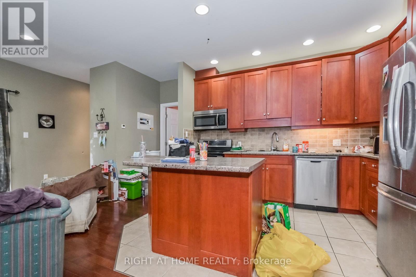 210 York Street, Minto, Ontario  N0G 2P0 - Photo 35 - X12144463