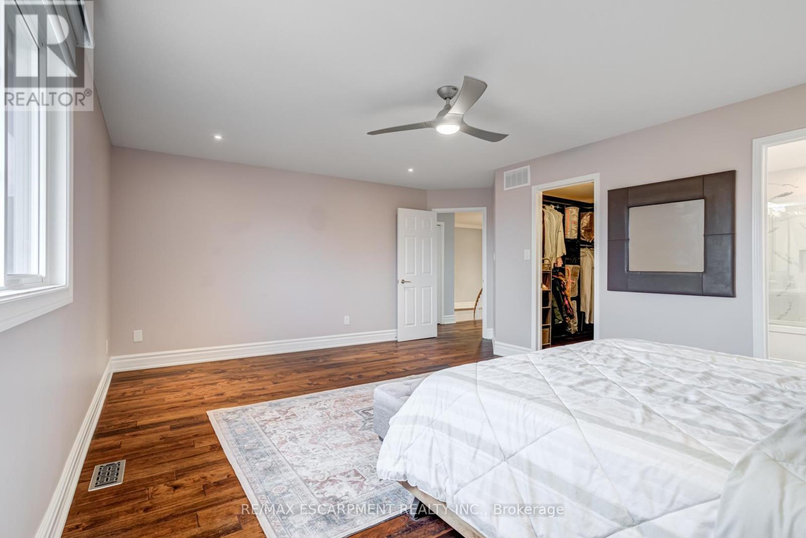 7 Magenta Court, Hamilton, Ontario  L9B 2V9 - Photo 23 - X12144477