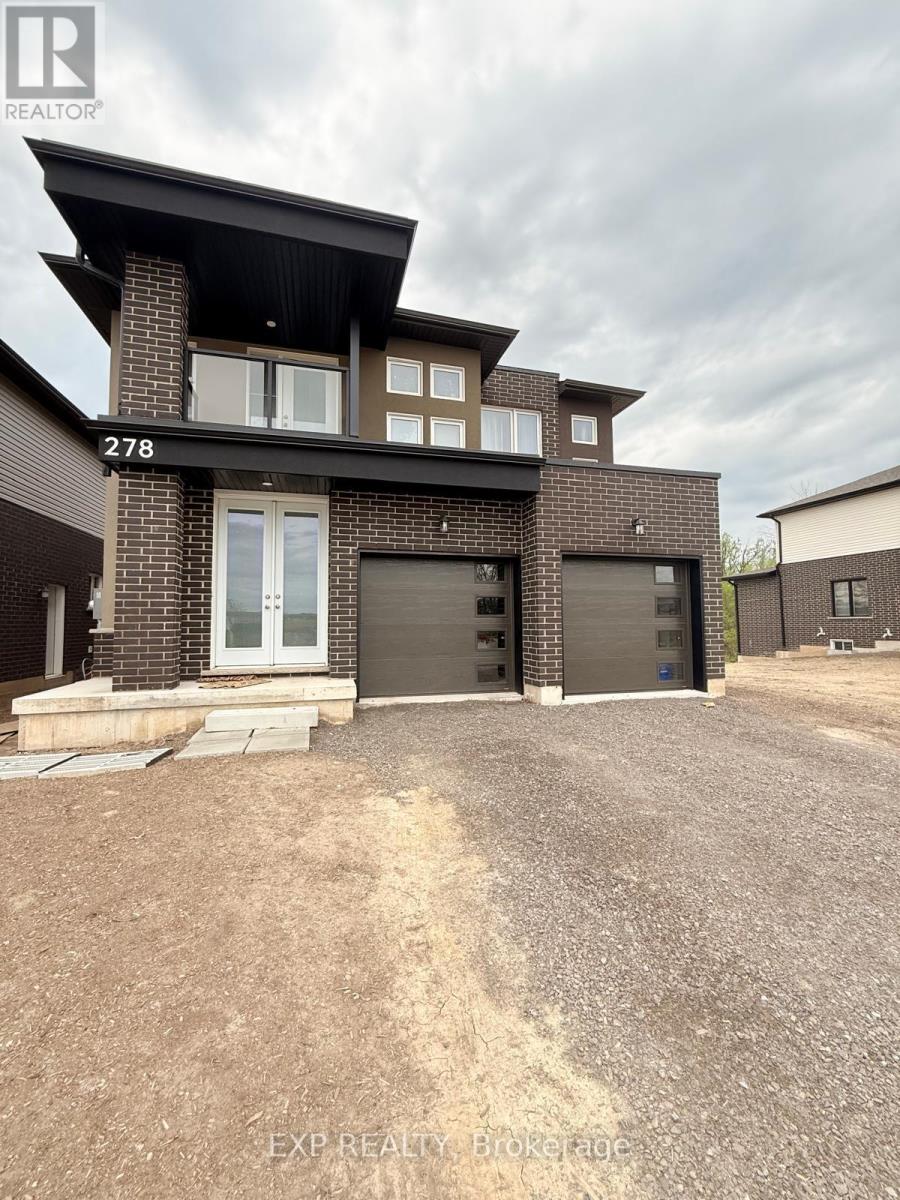 278 Wellandvale Drive, Welland, Ontario  L3C 7C7 - Photo 1 - X12144501
