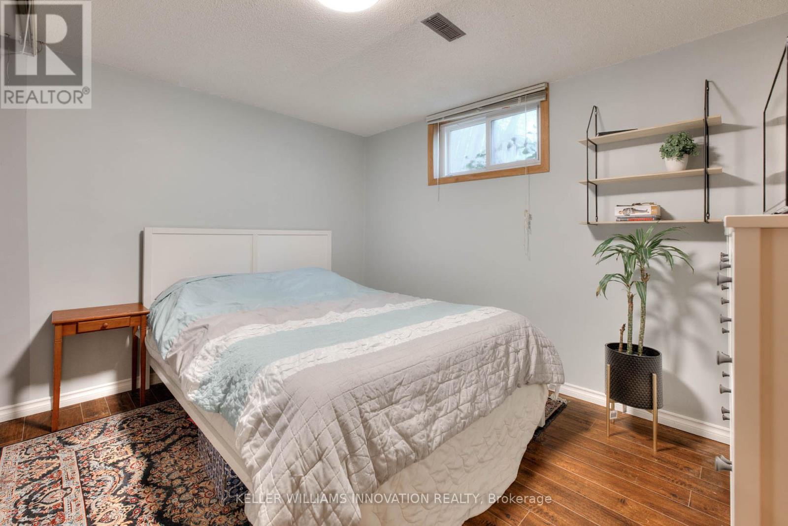 64 Harvest Court, Kitchener, Ontario  N2P 1T3 - Photo 11 - X12144645