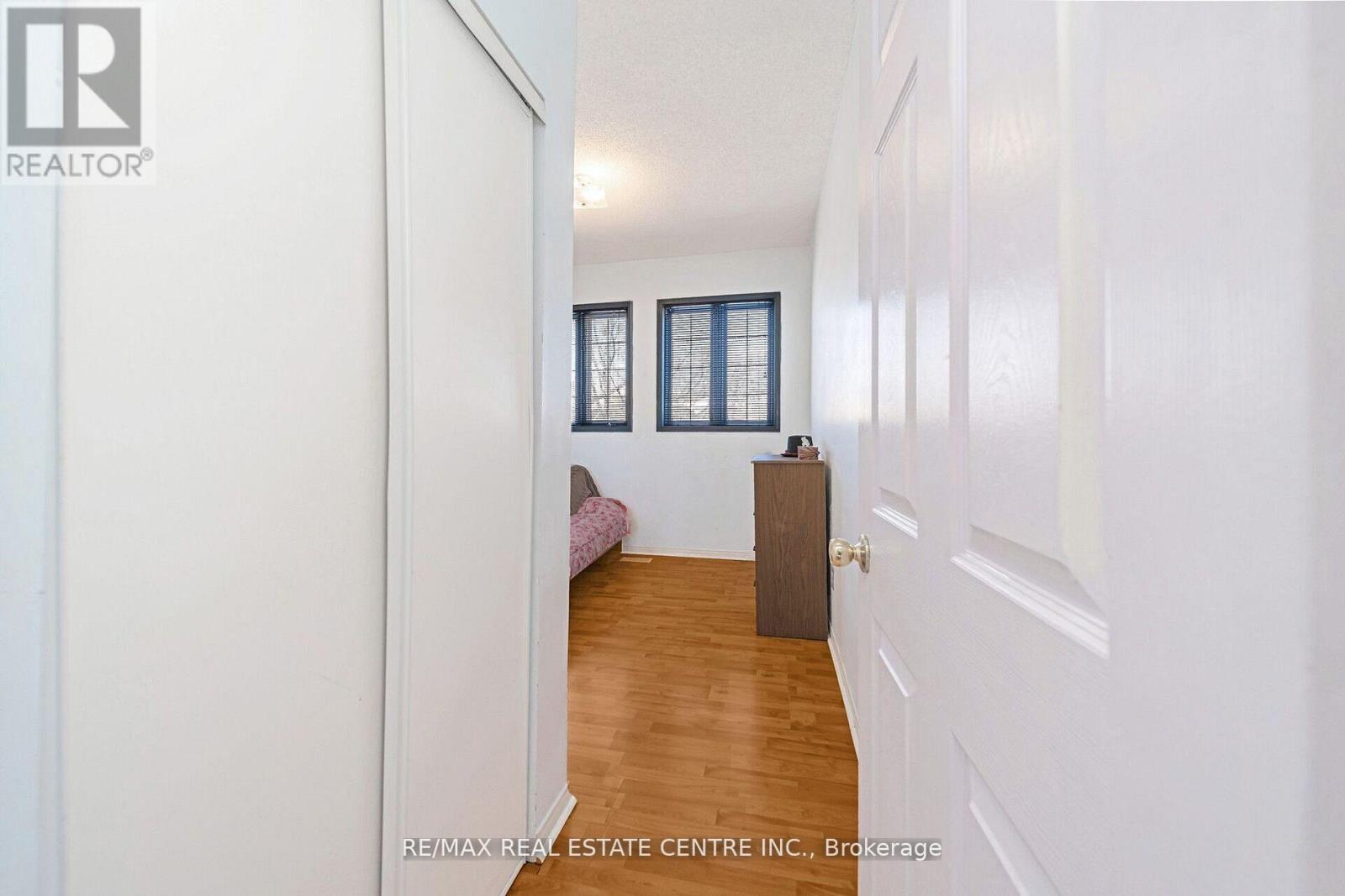 48 Yellow Brick Road, Brampton, Ontario  L6V 4L1 - Photo 22 - W12144711