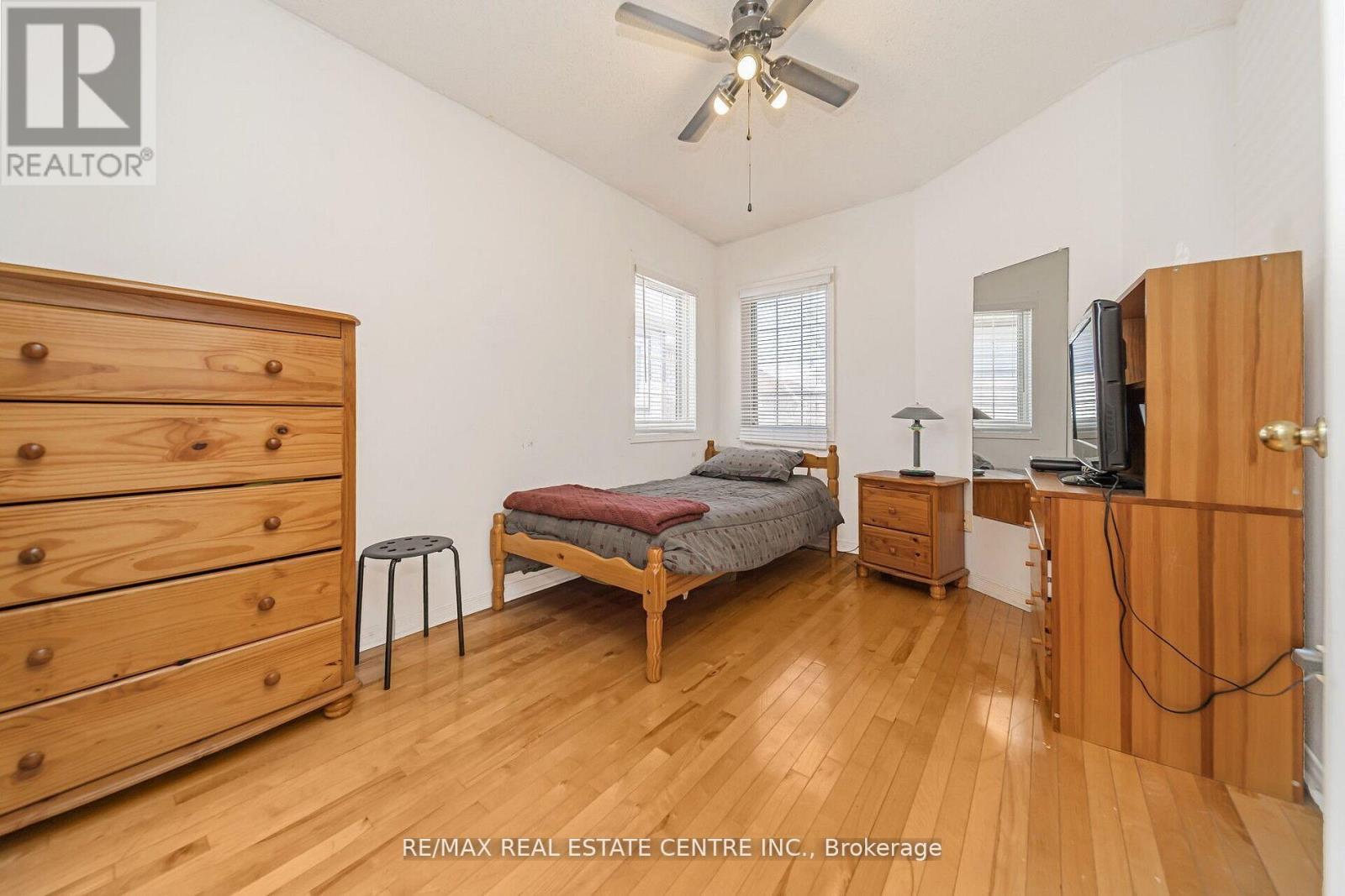 48 Yellow Brick Road, Brampton, Ontario  L6V 4L1 - Photo 26 - W12144711