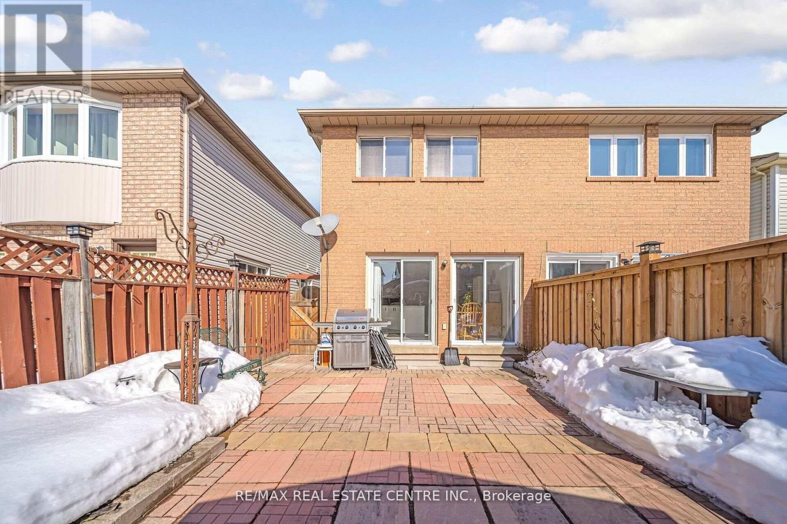 48 Yellow Brick Road, Brampton, Ontario  L6V 4L1 - Photo 42 - W12144711