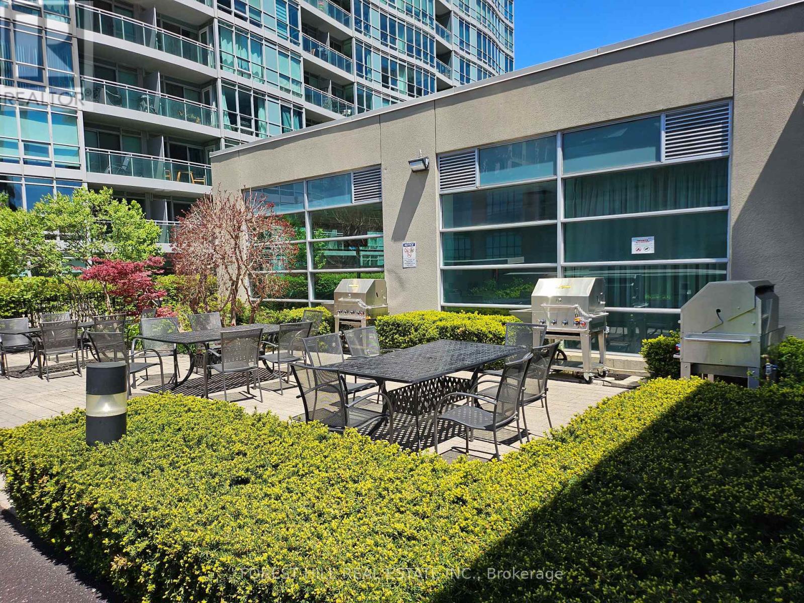 623 - 165 Legion Road N, Toronto, Ontario  M8Y 0B3 - Photo 19 - W12144721