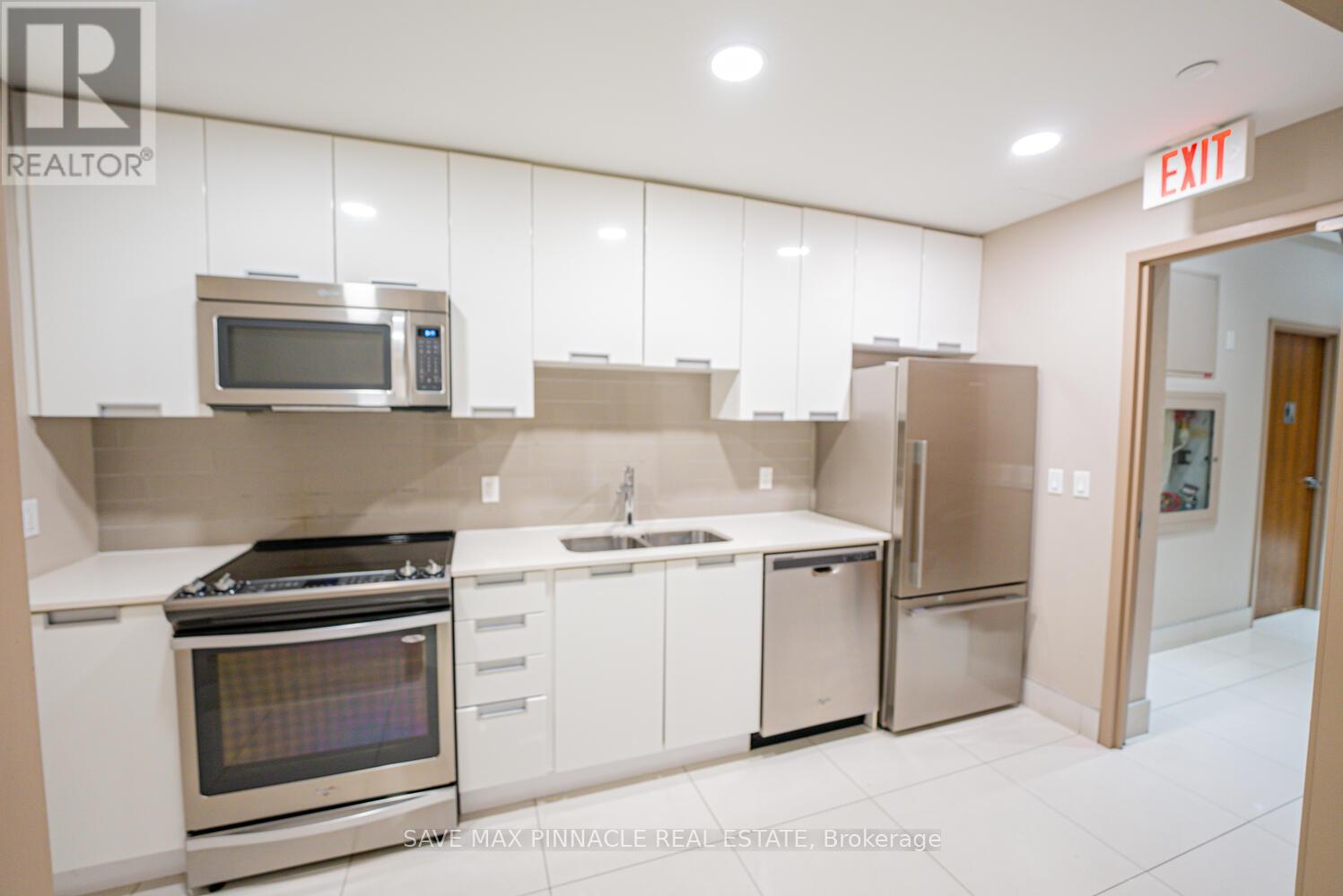 509 - 75 Eglinton Avenue W, Mississauga, Ontario  L5R 0E5 - Photo 35 - W12144810