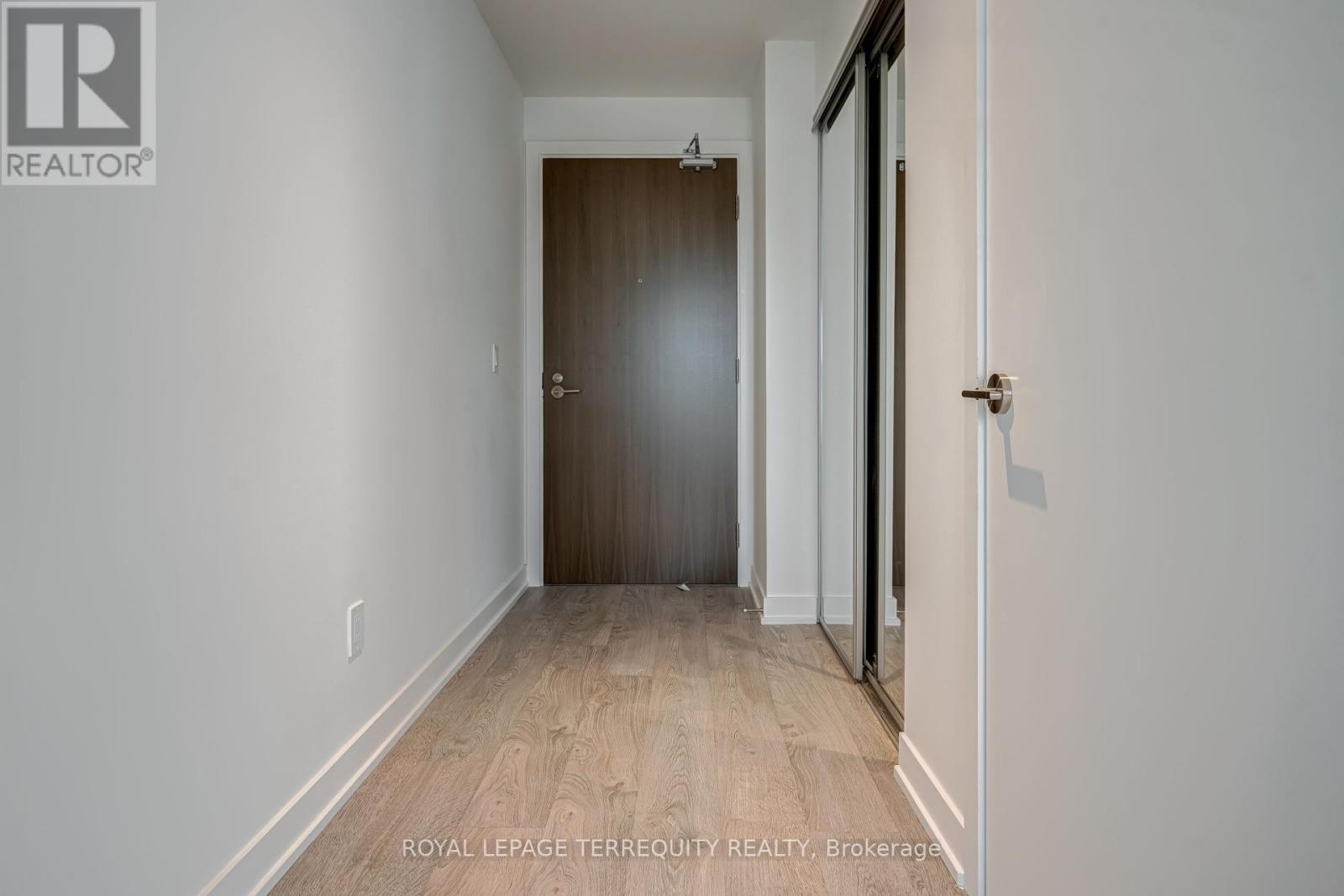 2716 - 1926 Lake Shore Boulevard W, Toronto, Ontario  M6S 1A1 - Photo 23 - W12144814