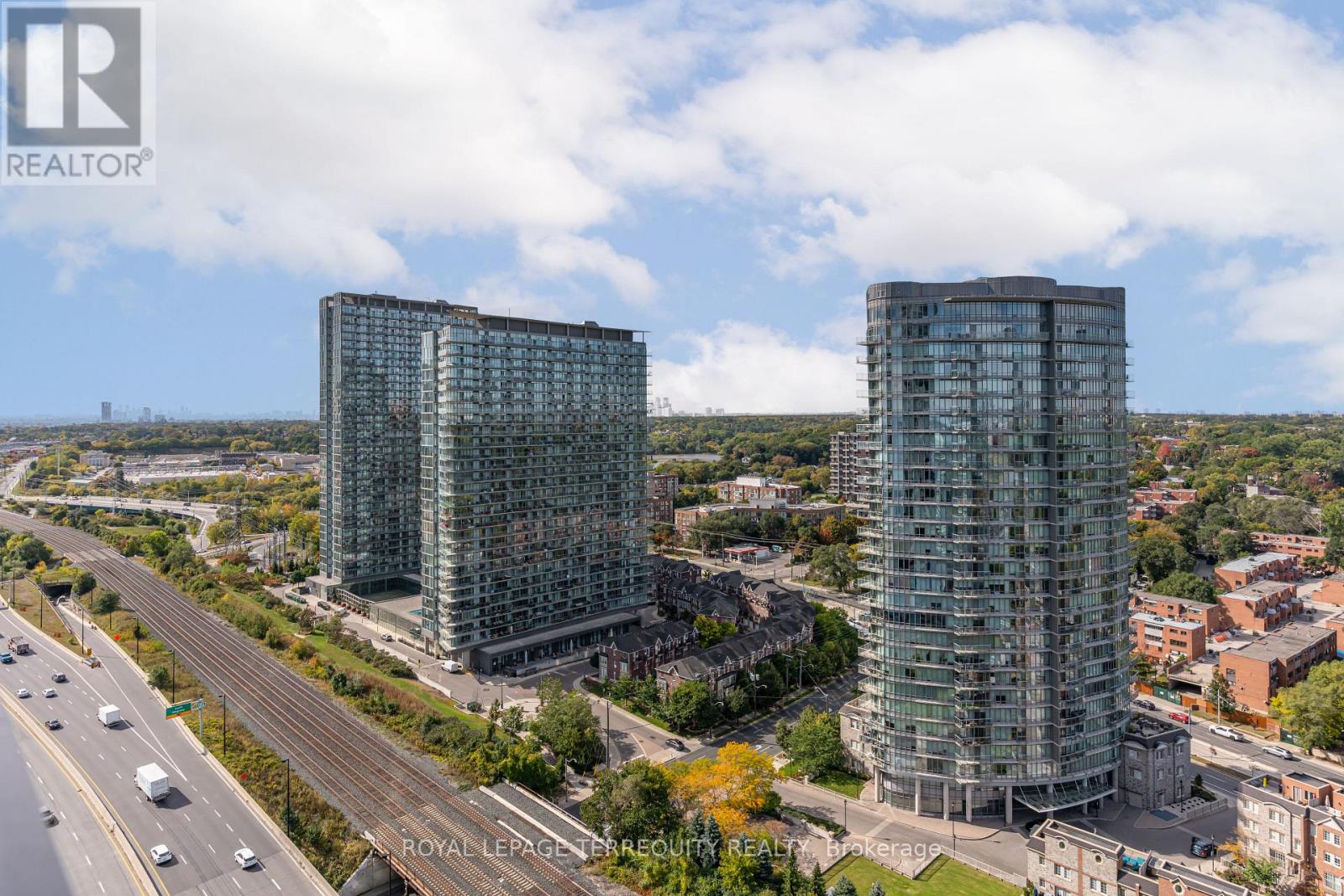 2716 - 1926 Lake Shore Boulevard W, Toronto, Ontario  M6S 1A1 - Photo 26 - W12144814