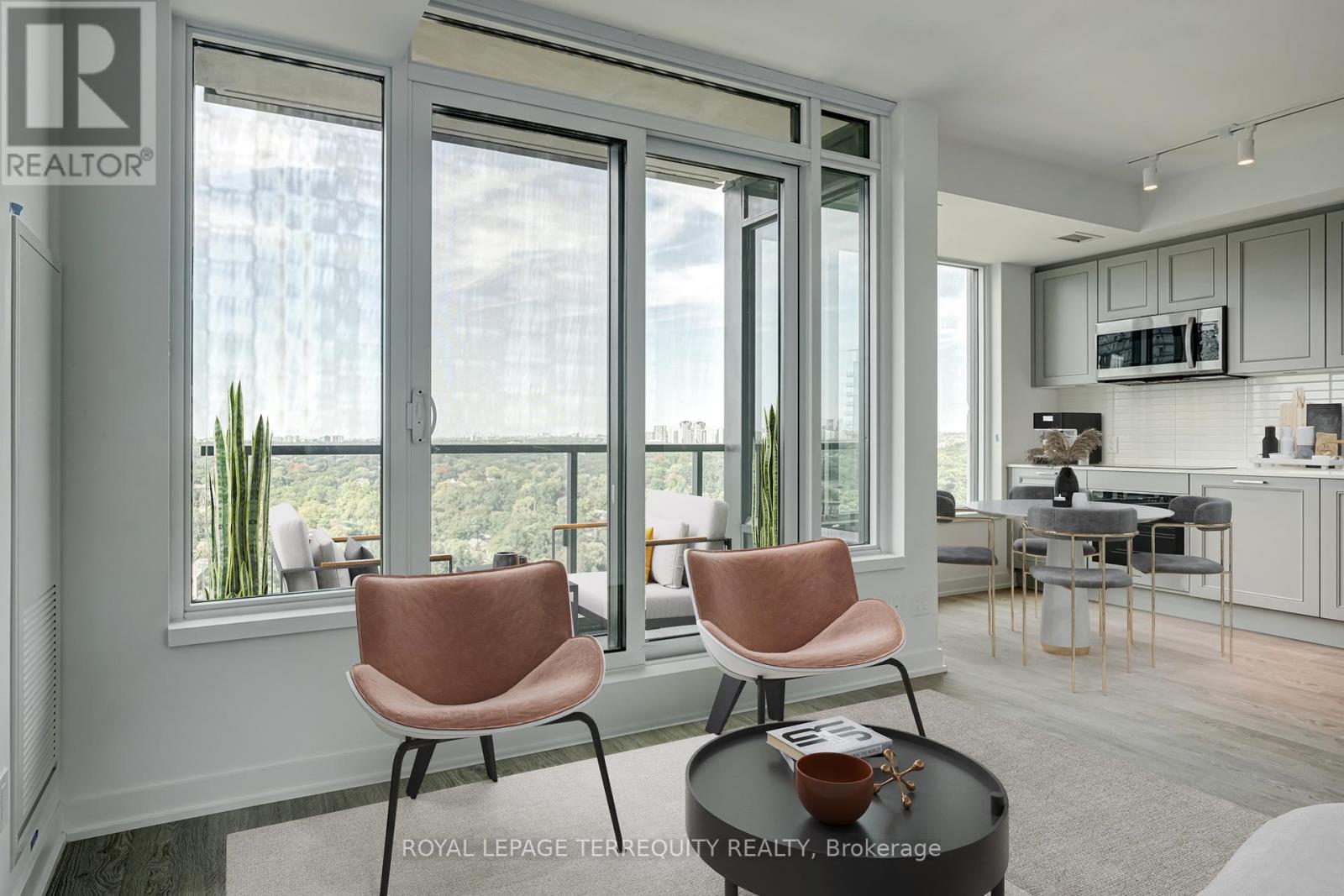 2716 - 1926 Lake Shore Boulevard W, Toronto, Ontario  M6S 1A1 - Photo 5 - W12144814