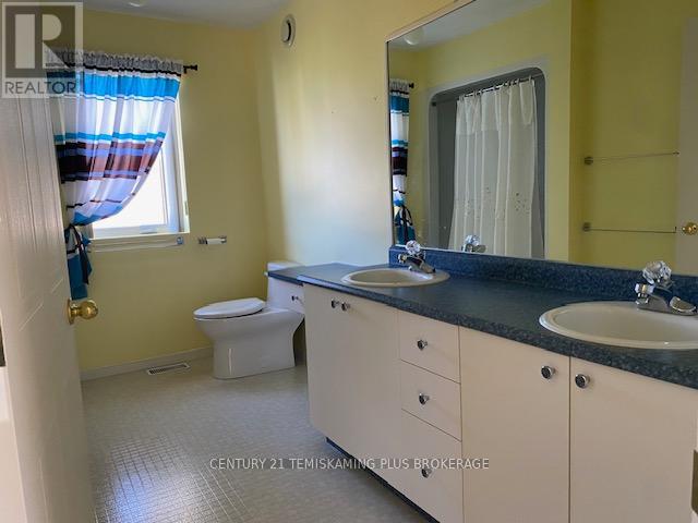121 Zetta Court, Temiskaming Shores, Ontario  P0J 1P0 - Photo 15 - T12131799