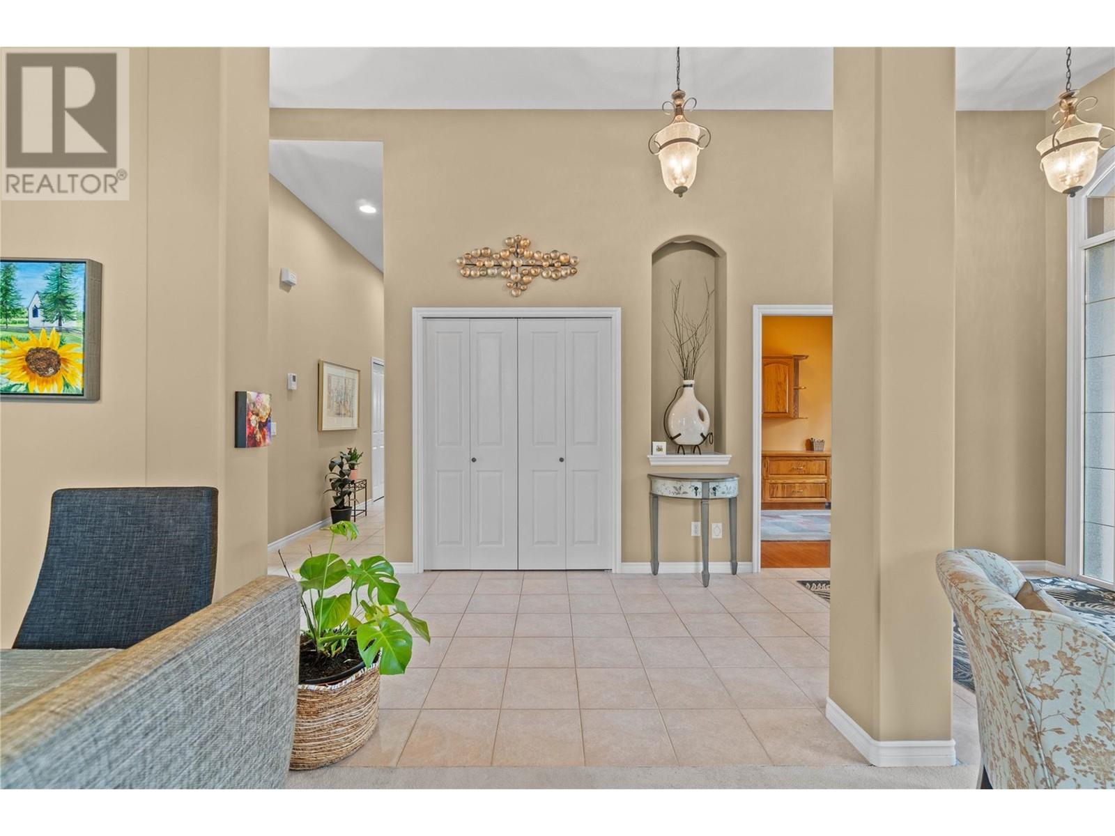3886 Gallaghers Grange, Kelowna, British Columbia  V1W 3Z9 - Photo 15 - 10347306