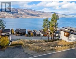 3332 Black Pine Lane, kelowna, British Columbia