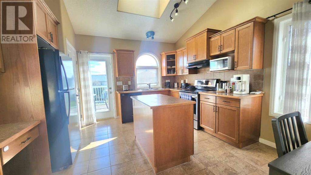 Property at 8845 114 Avenue image 3