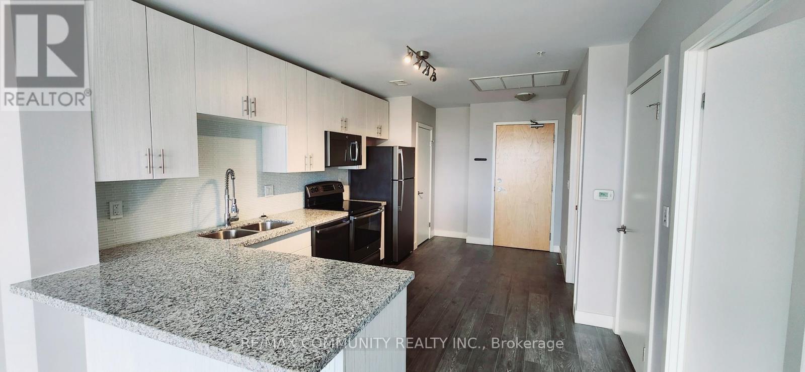 1708 - 1 Victoria Street S, Kitchener, Ontario  N2G 0B5 - Photo 12 - X12144693