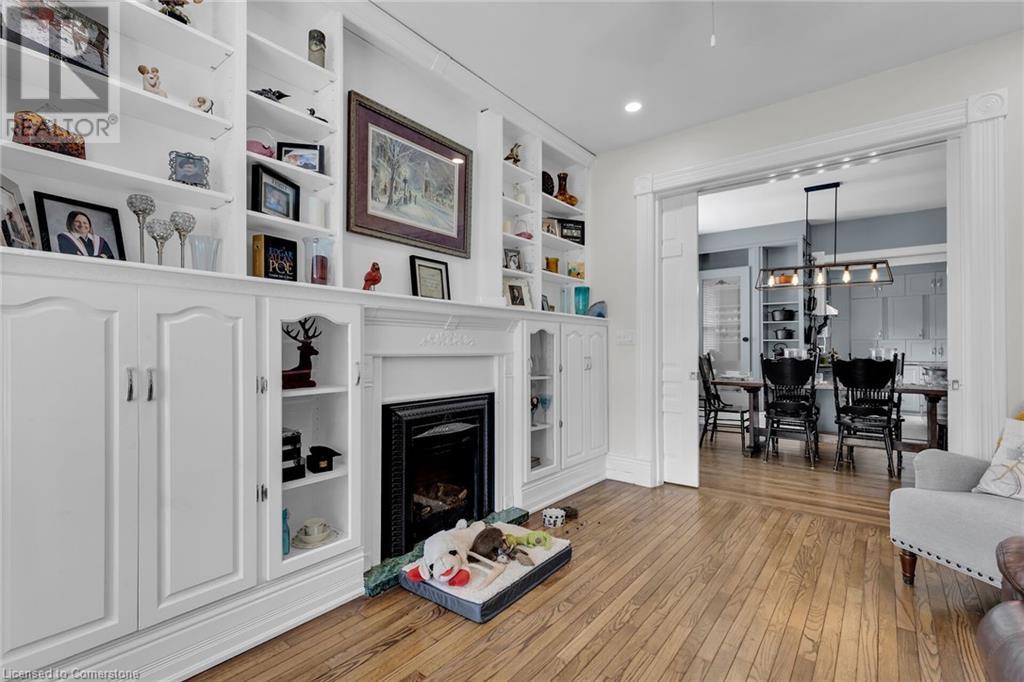 Photo 13 of 45 for 11274 Henry Street