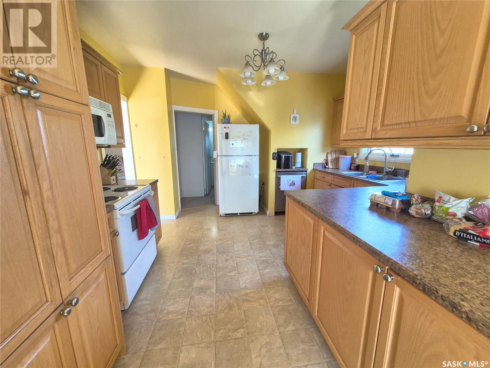 Property at 39 Rouleau STREET image 3