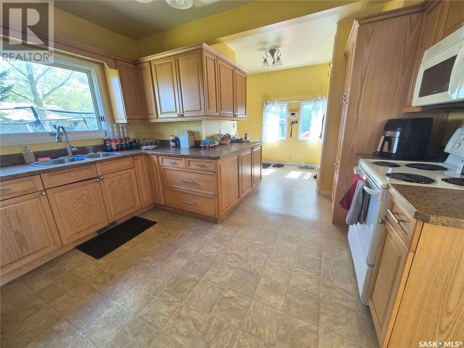 Property at 39 Rouleau STREET image 5