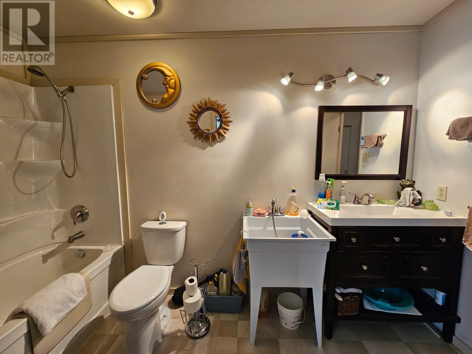 148 Birch Avenue, Tumbler Ridge, British Columbia  V0C 2W0 - Photo 11 - 10347580