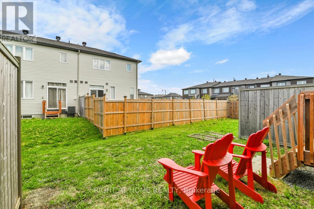 166 Gardenpost Terrace, Ottawa, Ontario  K4A 5G8 - Photo 23 - X12144821