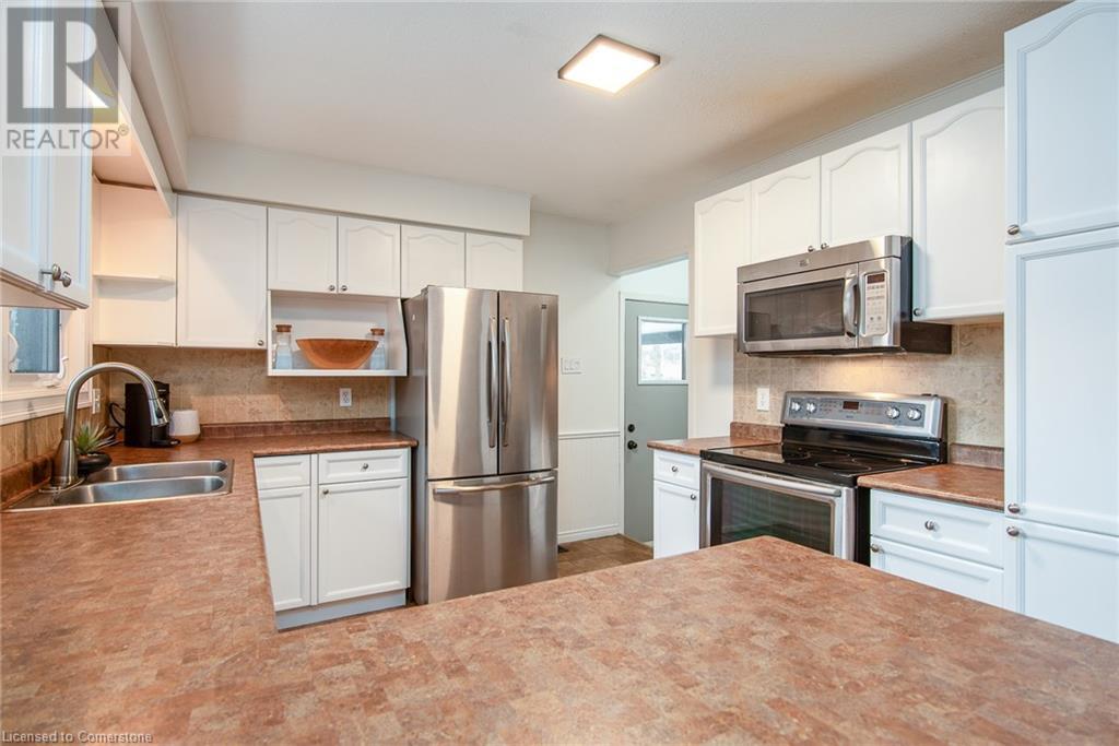 210 Brewery Street, Baden, Ontario  N3A 2S8 - Photo 16 - 40710017