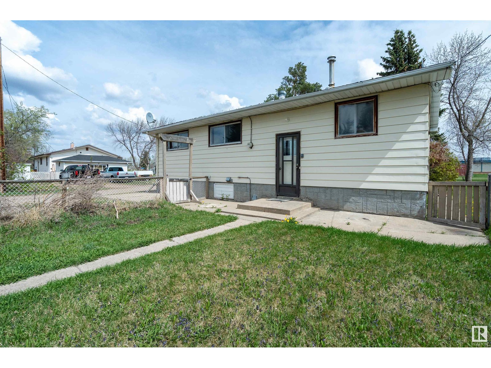 4928 49 St, Lamont, Alberta  T0B 2R0 - Photo 32 - E4423090