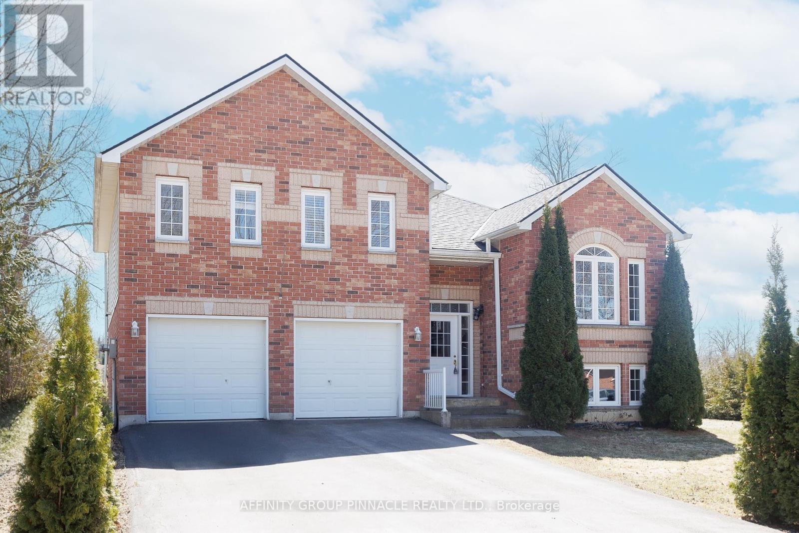 Property at 36 BALL AVENUE E image 1