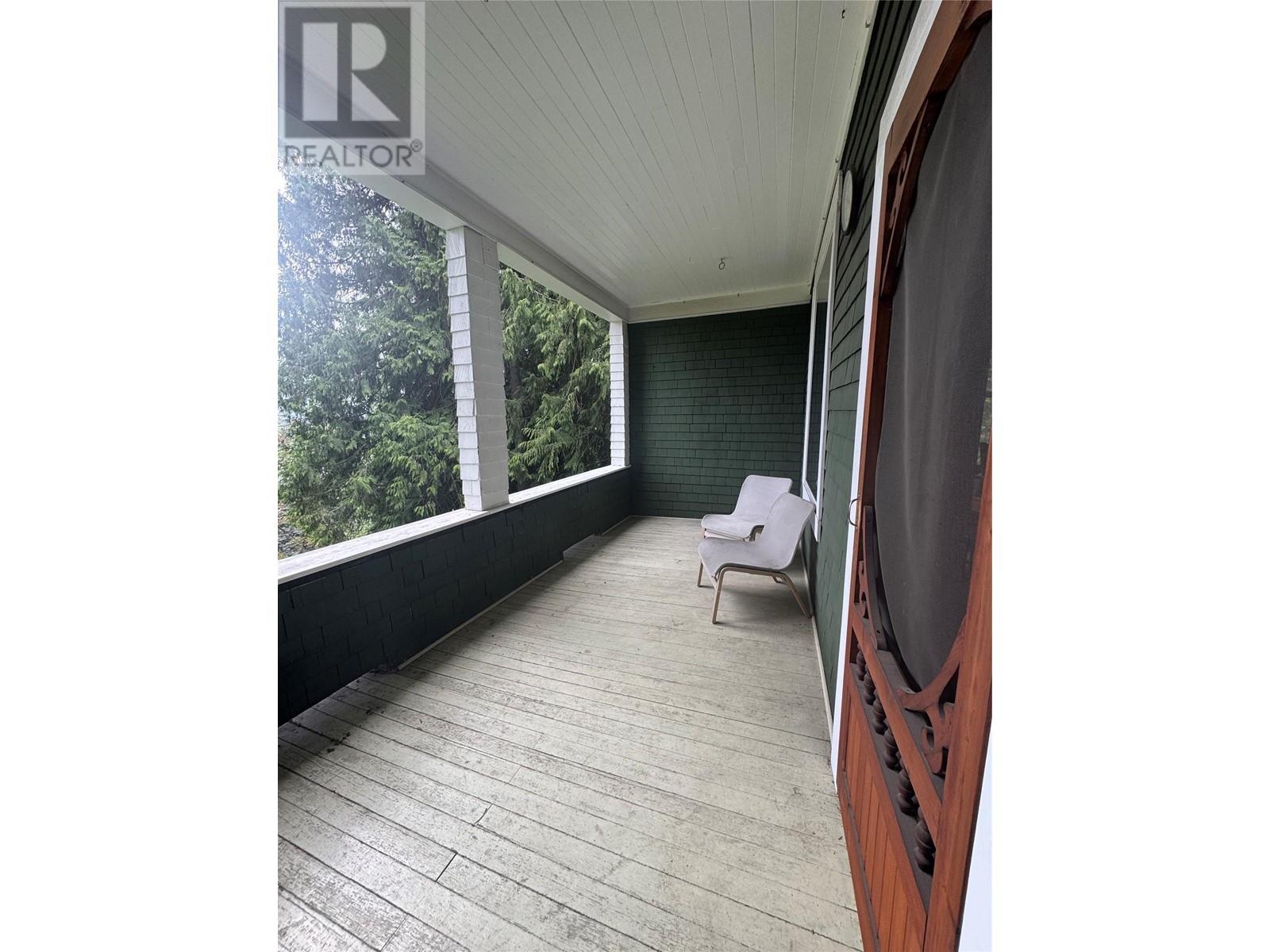 129 Maple Street, Revelstoke, British Columbia  V0E 2S0 - Photo 47 - 10314179