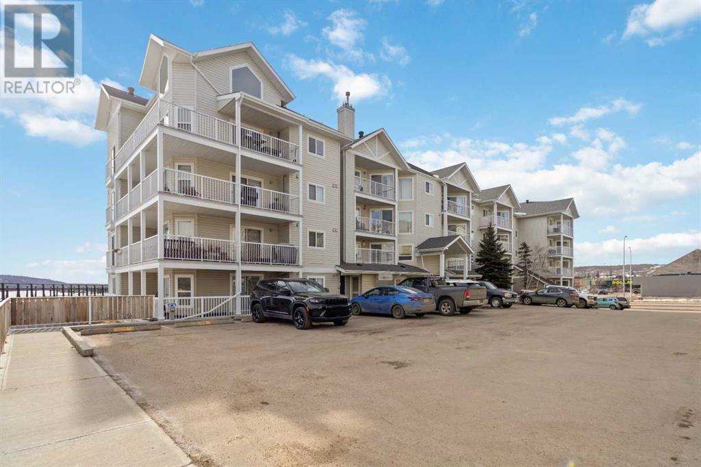 Property at 2316, 38 Riedel Street image 1
