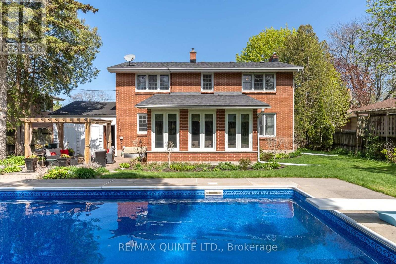 16 Rosewood Avenue, Belleville, Ontario  K8N 4E9 - Photo 48 - X12144961
