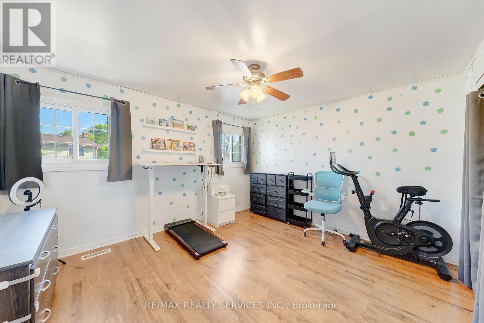 38 Omega Square, Brampton, Ontario  L6Z 1K5 - Photo 15 - W12136456