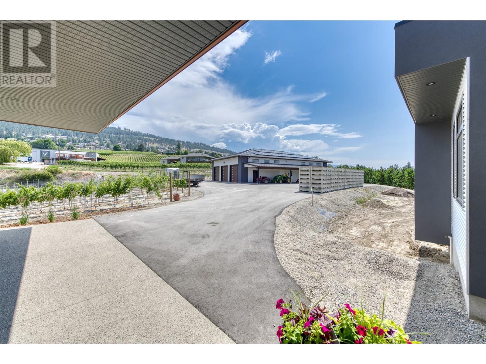 2805 Aikins Loop Naramata