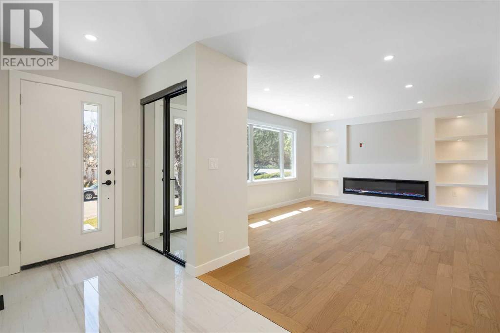 Property at 924 Canna Crescent SW image 5