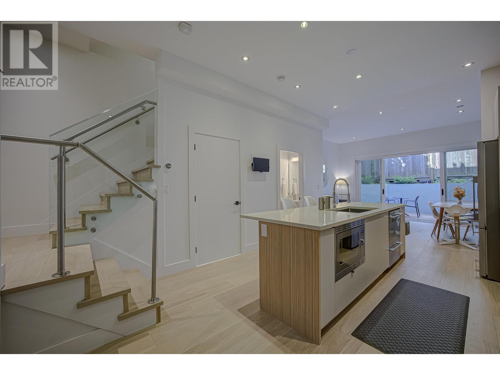 1535 E 5th Avenue, Vancouver, British Columbia  V5N 1L6 - Photo 8 - R2996005