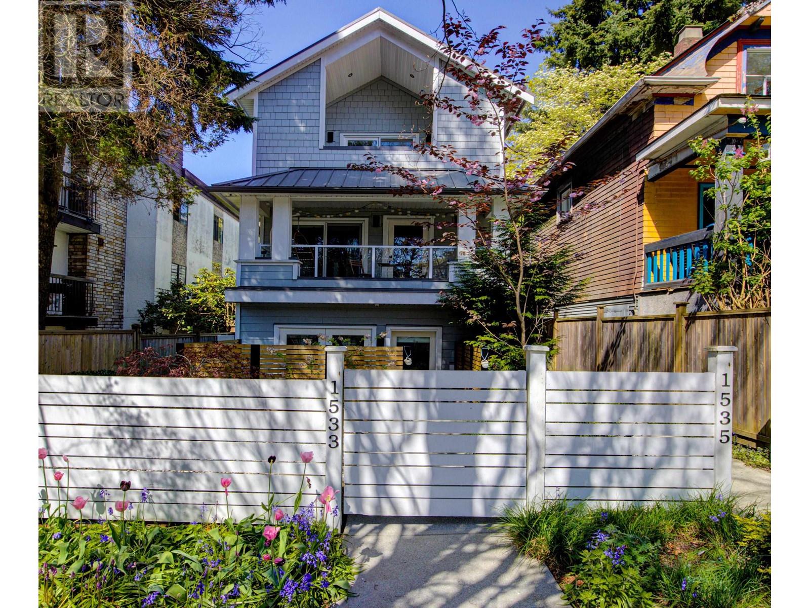 1535 E 5th Avenue, Vancouver, British Columbia  V5N 1L6 - Photo 2 - R2996005