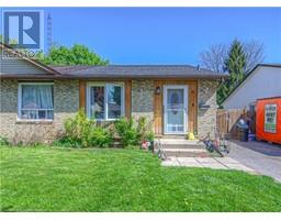 10 PALOMINO Drive, Brantford, Ontario