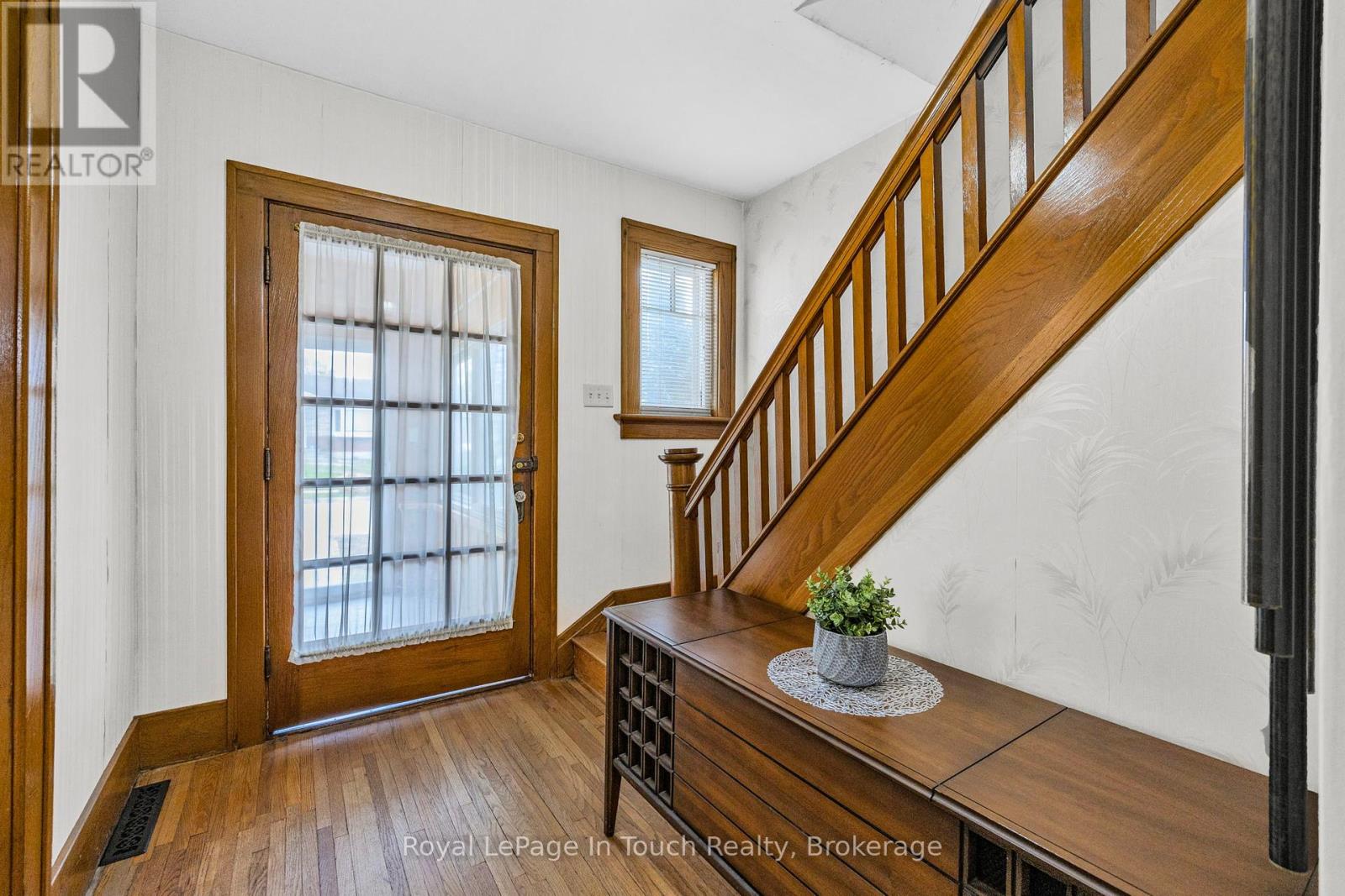Property at 475 MIDLAND AVENUE image 5