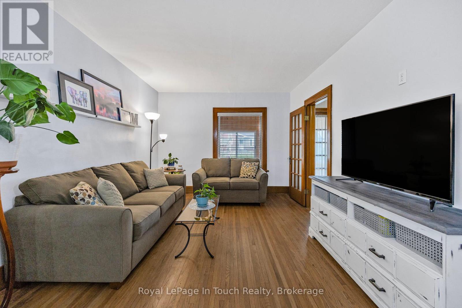 475 Midland Avenue, Midland, Ontario  L4R 3L4 - Photo 4 - S12144917