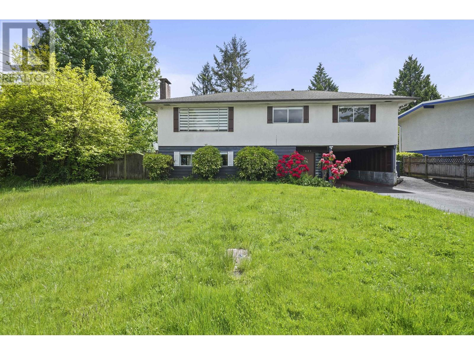 1640 Spray Avenue, Coquitlam, British Columbia  V3J 5Y6 - Photo 2 - R3002054