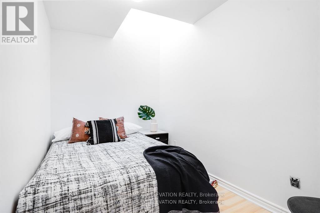 A - 1547 Dupont Street, Toronto, Ontario  M6P 3S5 - Photo 15 - W12144365