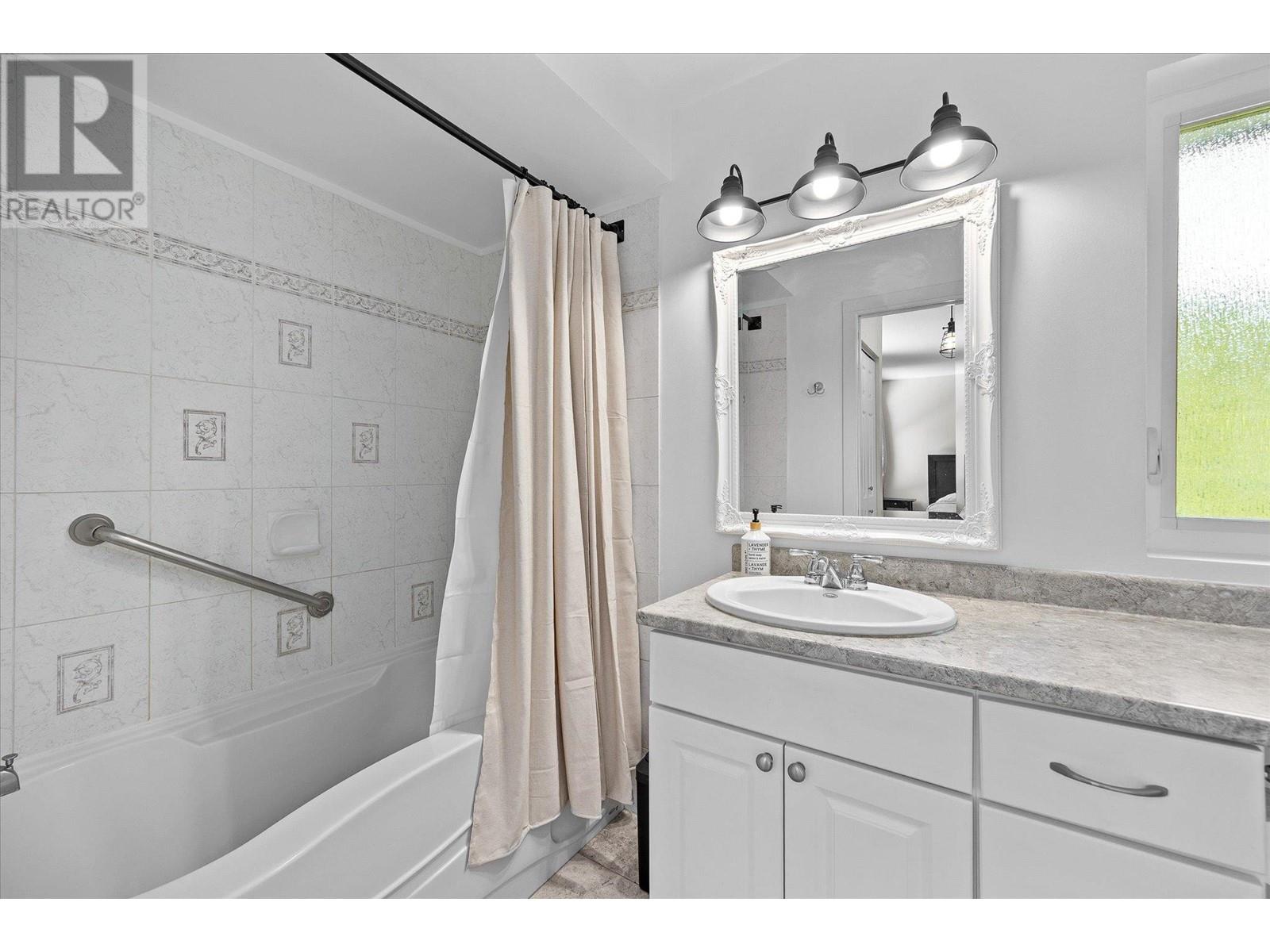 1586 Blackwood Drive, West Kelowna, British Columbia  V1Z 3B7 - Photo 21 - 10347441