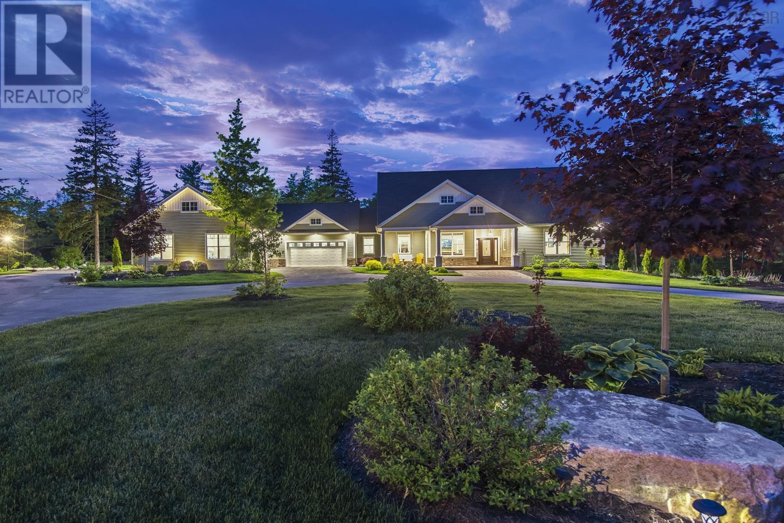 Property at 257 Goldeneye Drive image 2