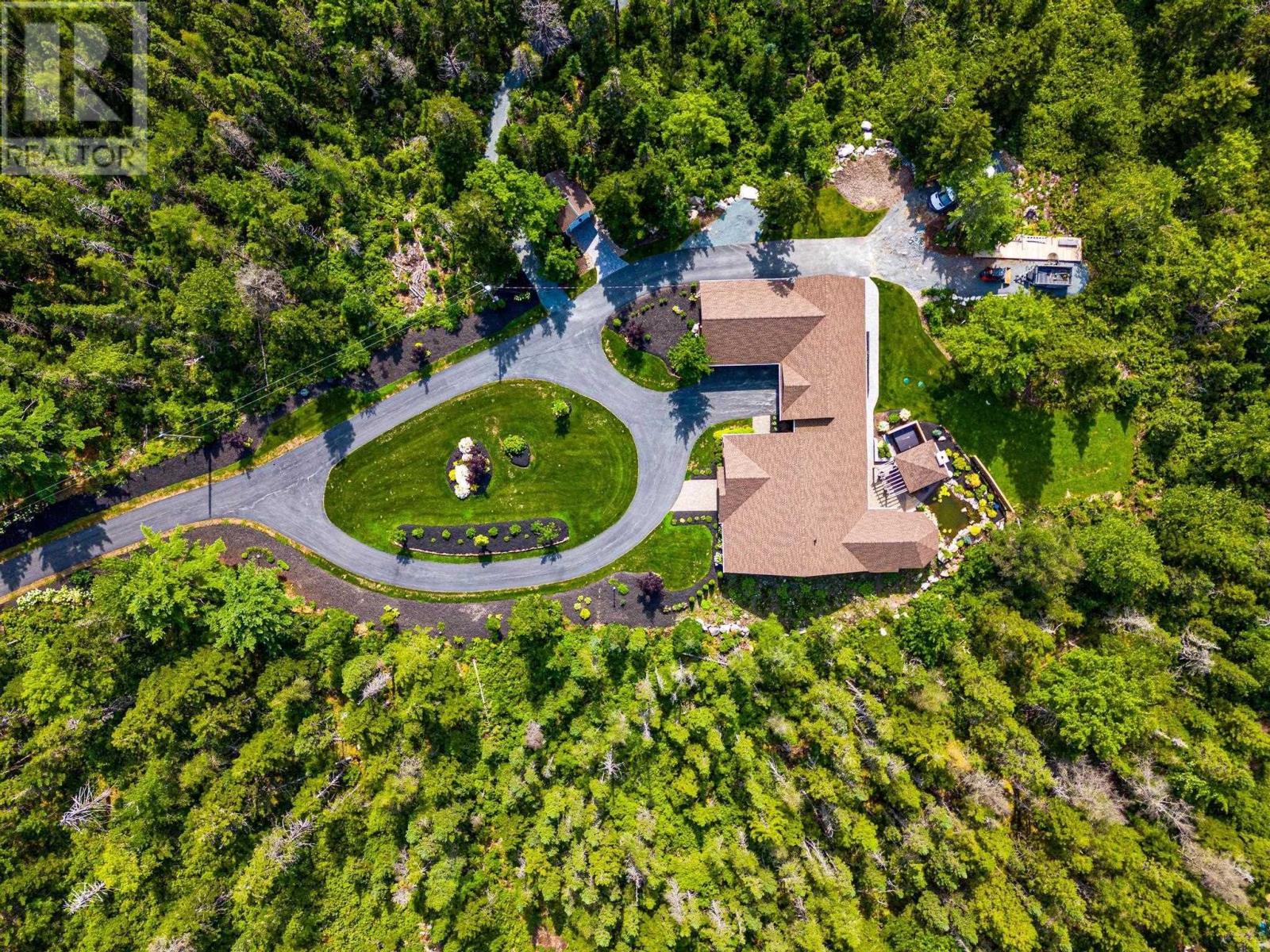 Property at 257 Goldeneye Drive image 5