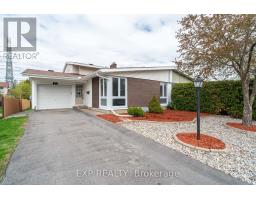 52 DOWNSVIEW CRESCENT, Ottawa, Ontario