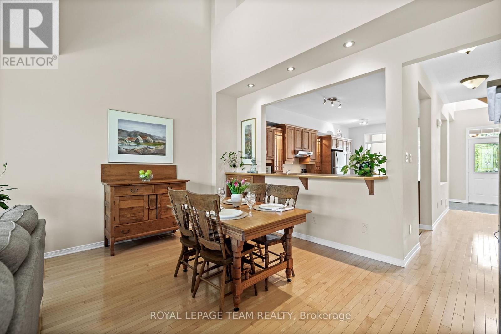 25 Morenz Terrace, Ottawa, Ontario  K2K 3H1 - Photo 24 - X12145035