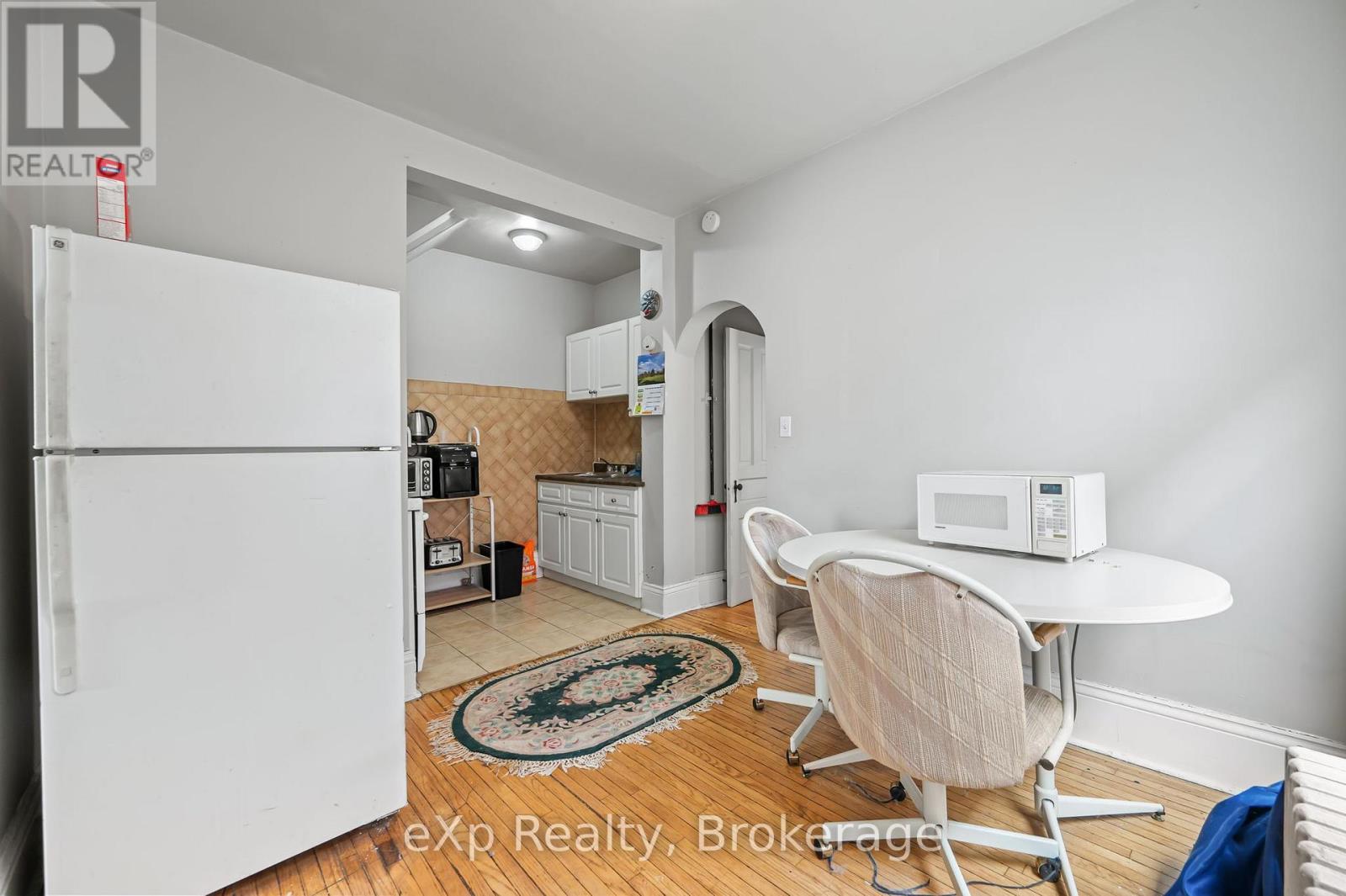 242 Dalhousie Street, Brantford, Ontario  N3S 3T9 - Photo 24 - X12145002