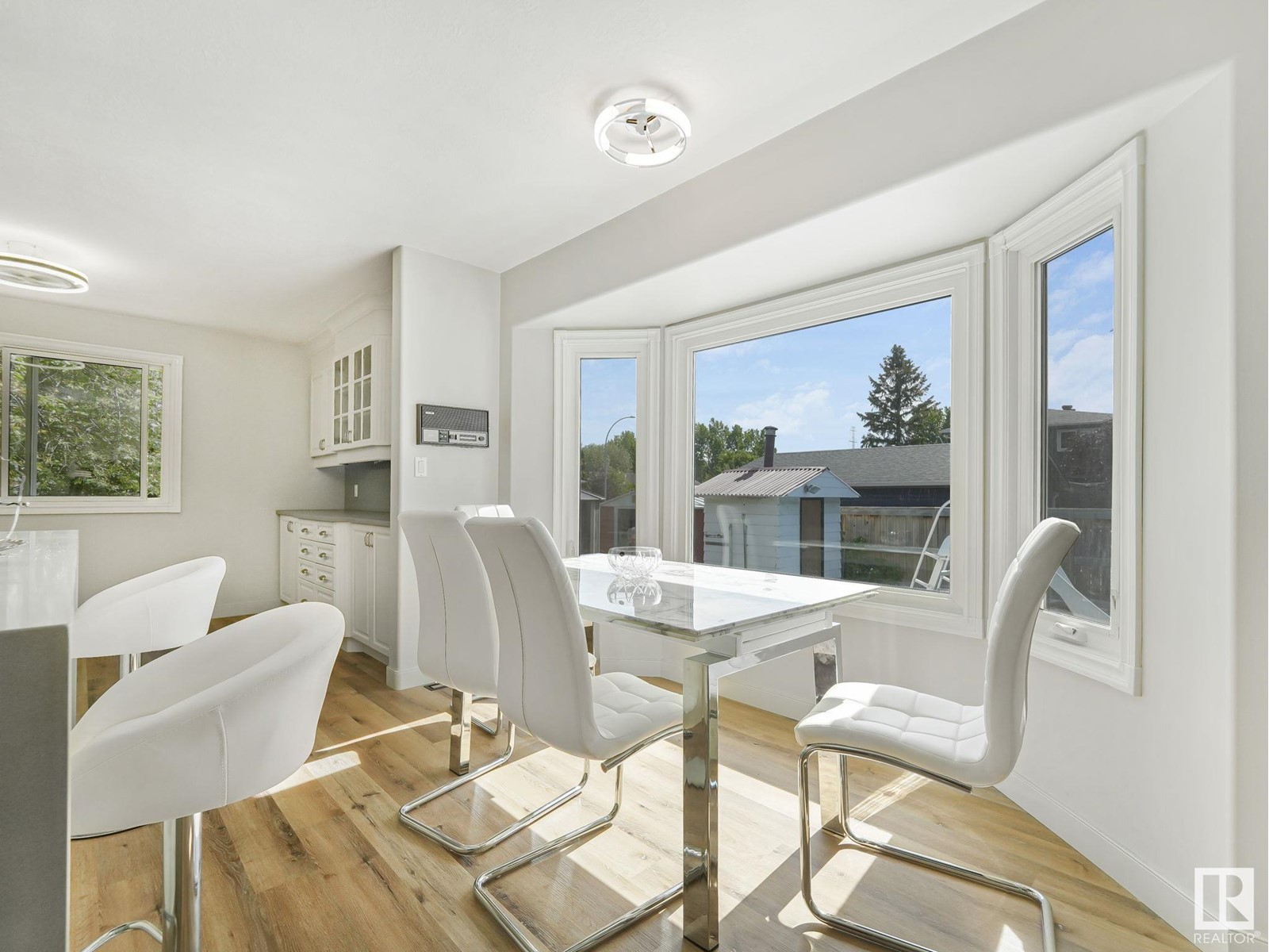 10405 31a Av Nw, Edmonton, Alberta  T6J 2Y4 - Photo 4 - E4436155